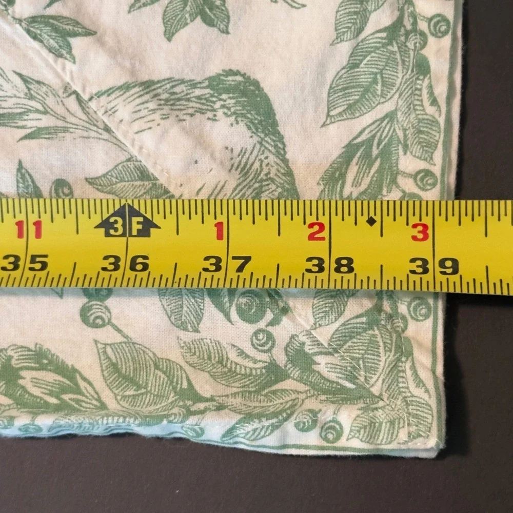 April Cornell cotton tablecloth